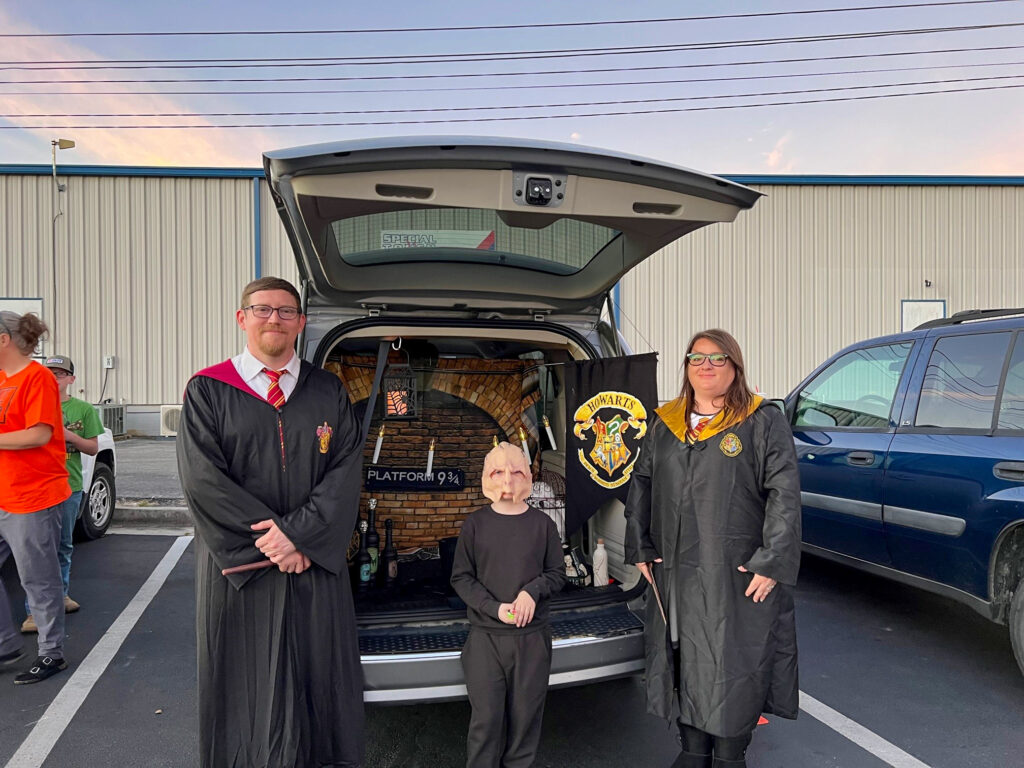 Trunk or treat event at Hardee's, Oct 2021. Harry Potter costumes
